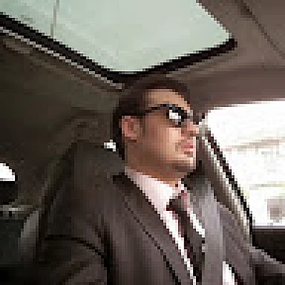 yacine-hassein-bey