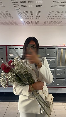 chahinaz_24