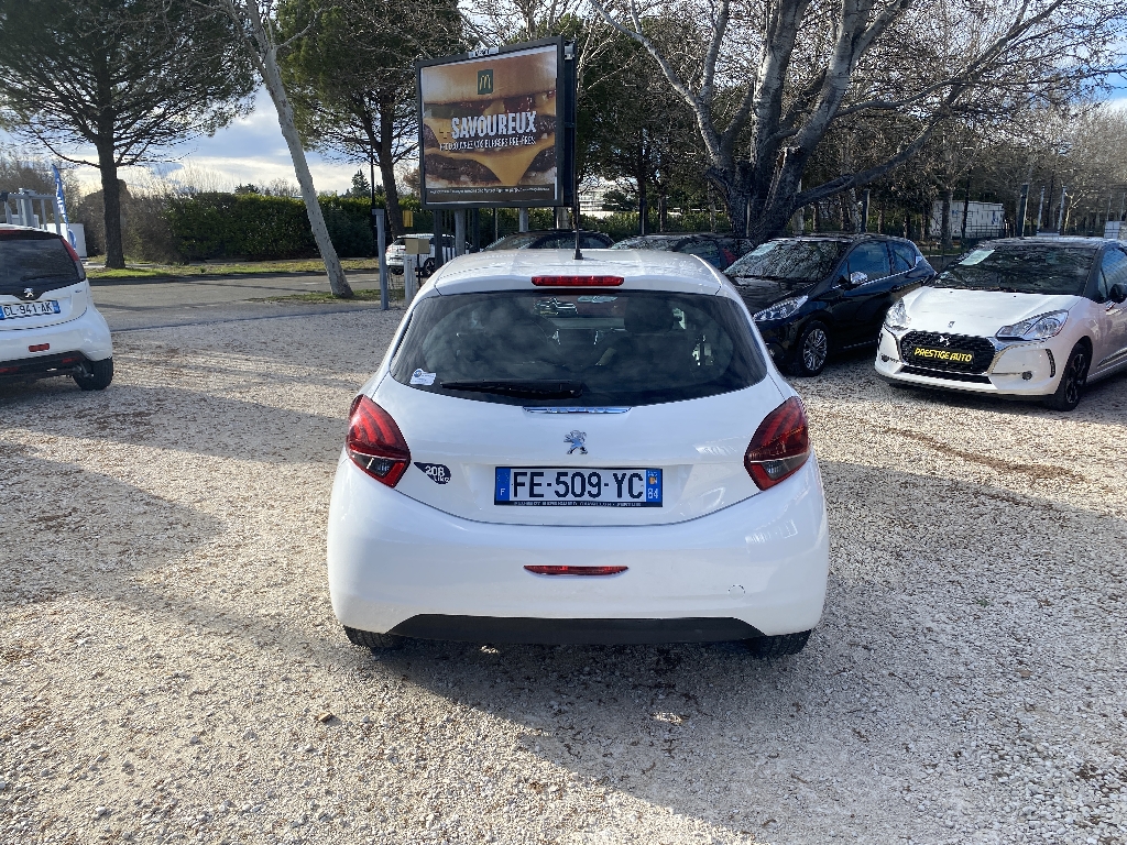 Peugeot 208 1.2 68ch Like
