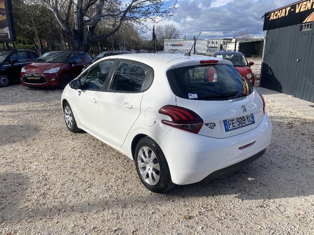 Peugeot 208 1.2 68ch Like