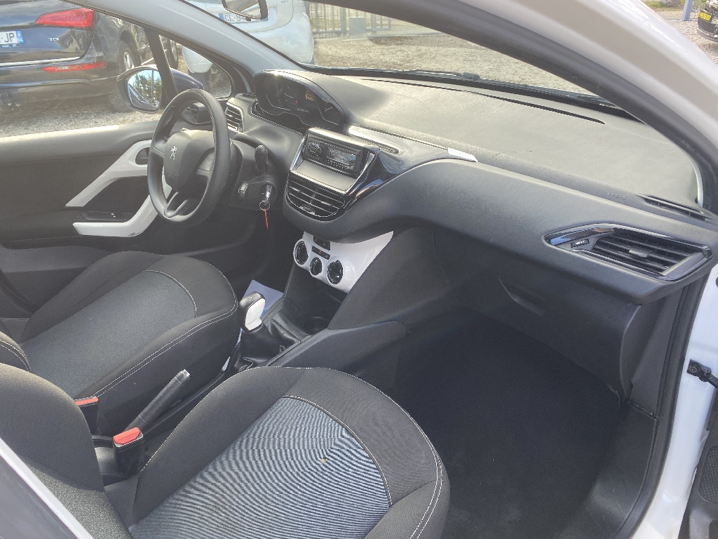 Peugeot 208 1.2 68ch Like