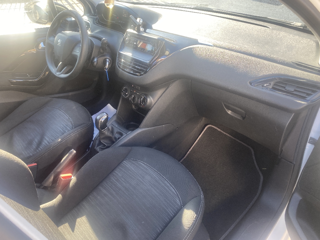 Peugeot 208 1.6 BLUEHDI 100