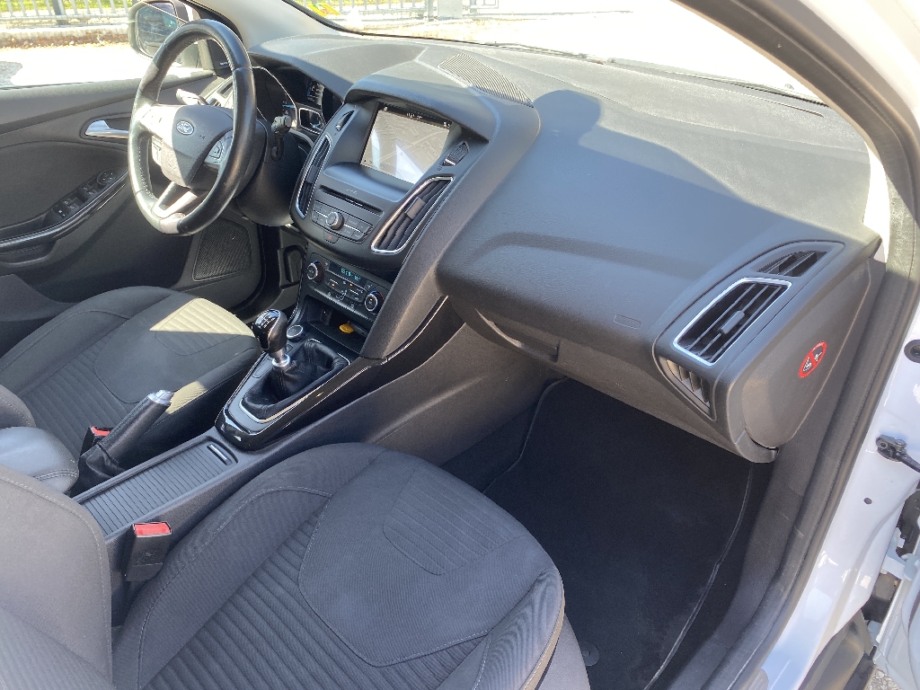 Ford Focus 2.0 TDCi 150 Business Distri OK