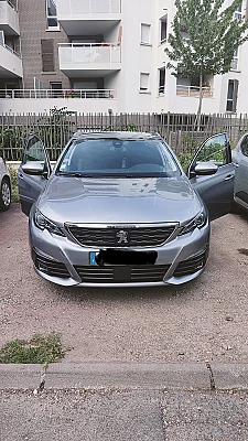 Peugeot 308 II (2) SW 1.2 PURETECH 130 S&amp;S ALLURE EAT8
