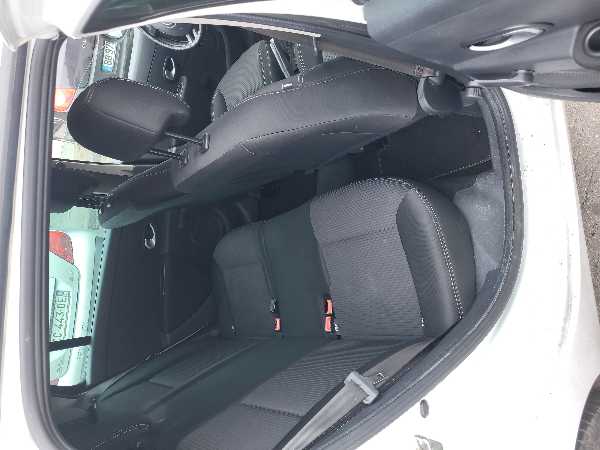Renault Clio III (2) ESTATE 1.2 75 EXPRESSION CLIM EURO5