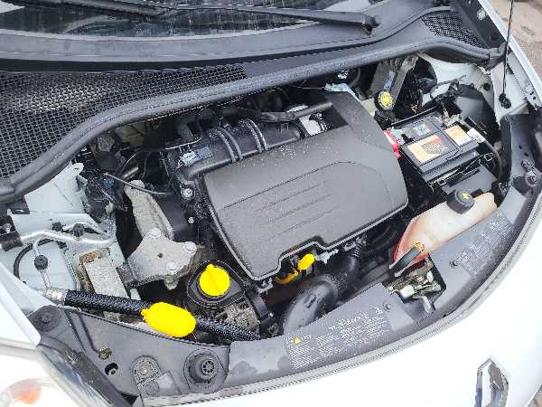Renault Clio III (2) ESTATE 1.2 75 EXPRESSION CLIM EURO5