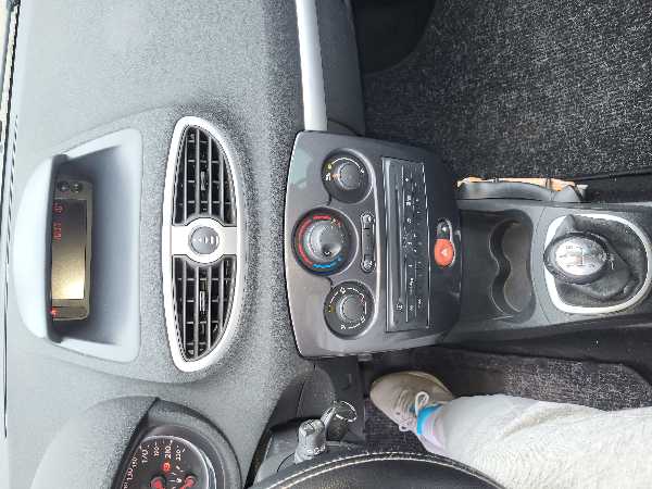 Renault Clio III (2) ESTATE 1.2 75 EXPRESSION CLIM EURO5