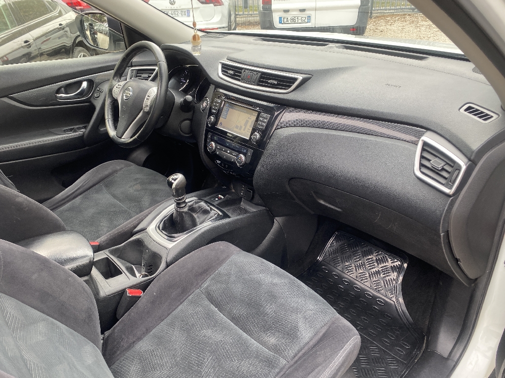 Nissan X-trail 1.6 dCi 130 7pl Connect Edition
