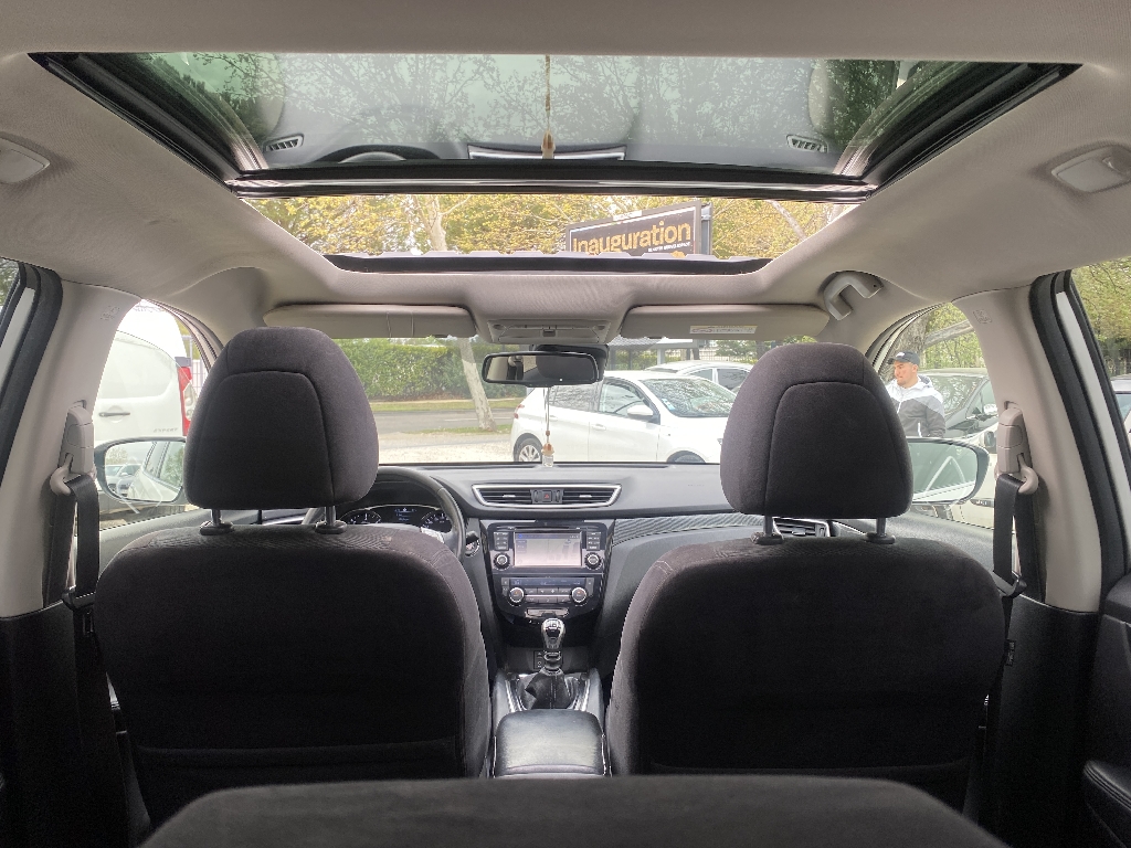 Nissan X-trail 1.6 dCi 130 7pl Connect Edition