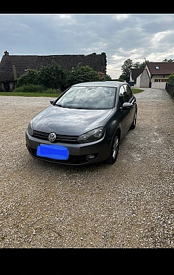 Volkswagen Golf VII 1.6 TDI 105 BLUEMOTION TECHNOLOGY CONFORTLINE BUSINESS DSG7 3P
