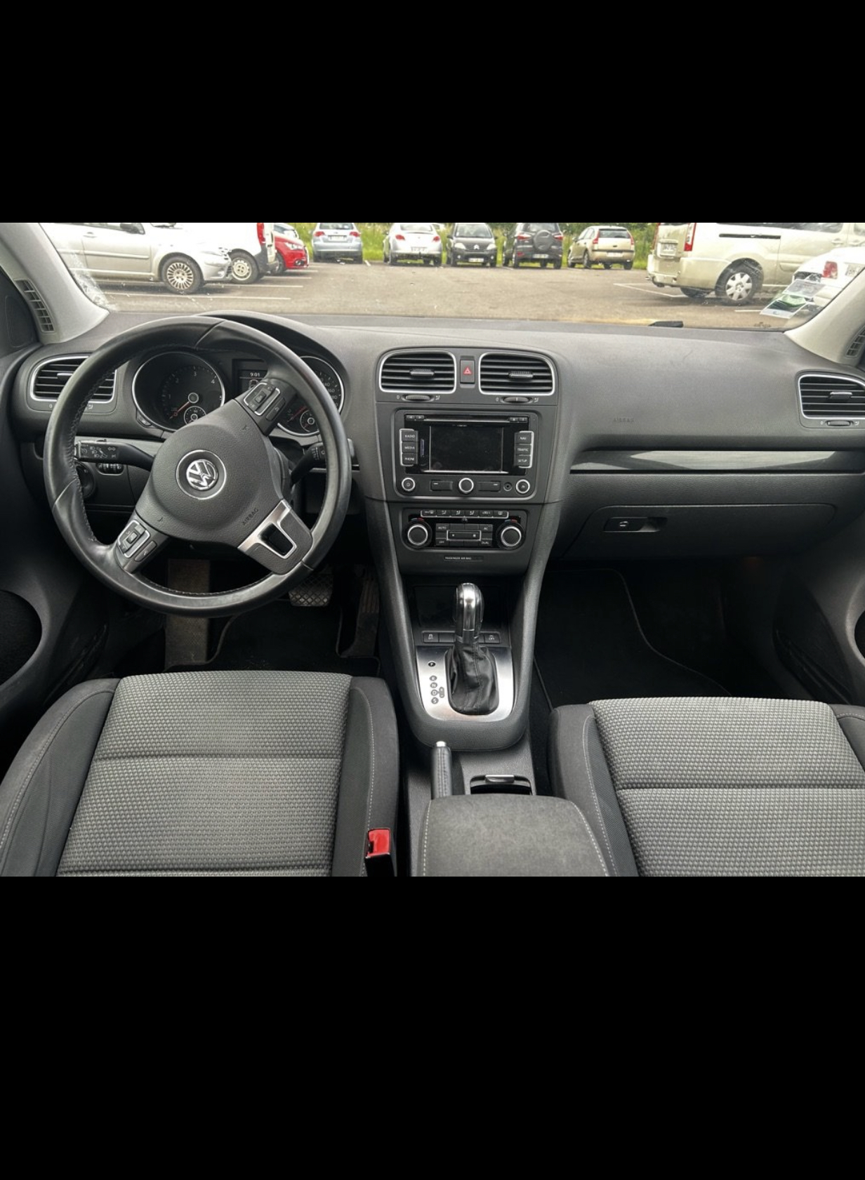 Volkswagen Golf VII 1.6 TDI 105 BLUEMOTION TECHNOLOGY CONFORTLINE BUSINESS DSG7 3P