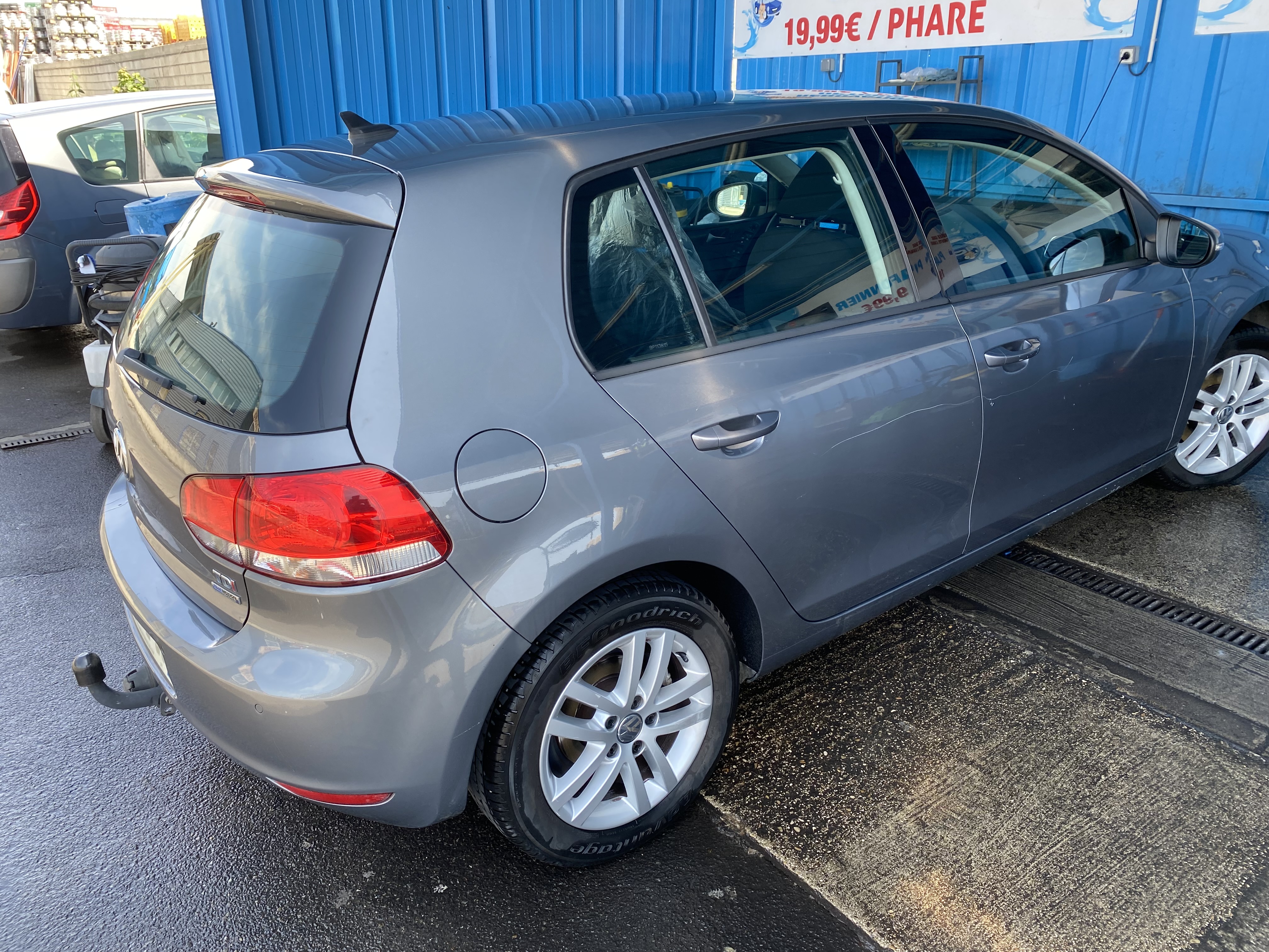 Volkswagen Golf VII 1.6 TDI 105 BLUEMOTION TECHNOLOGY CONFORTLINE BUSINESS DSG7 3P