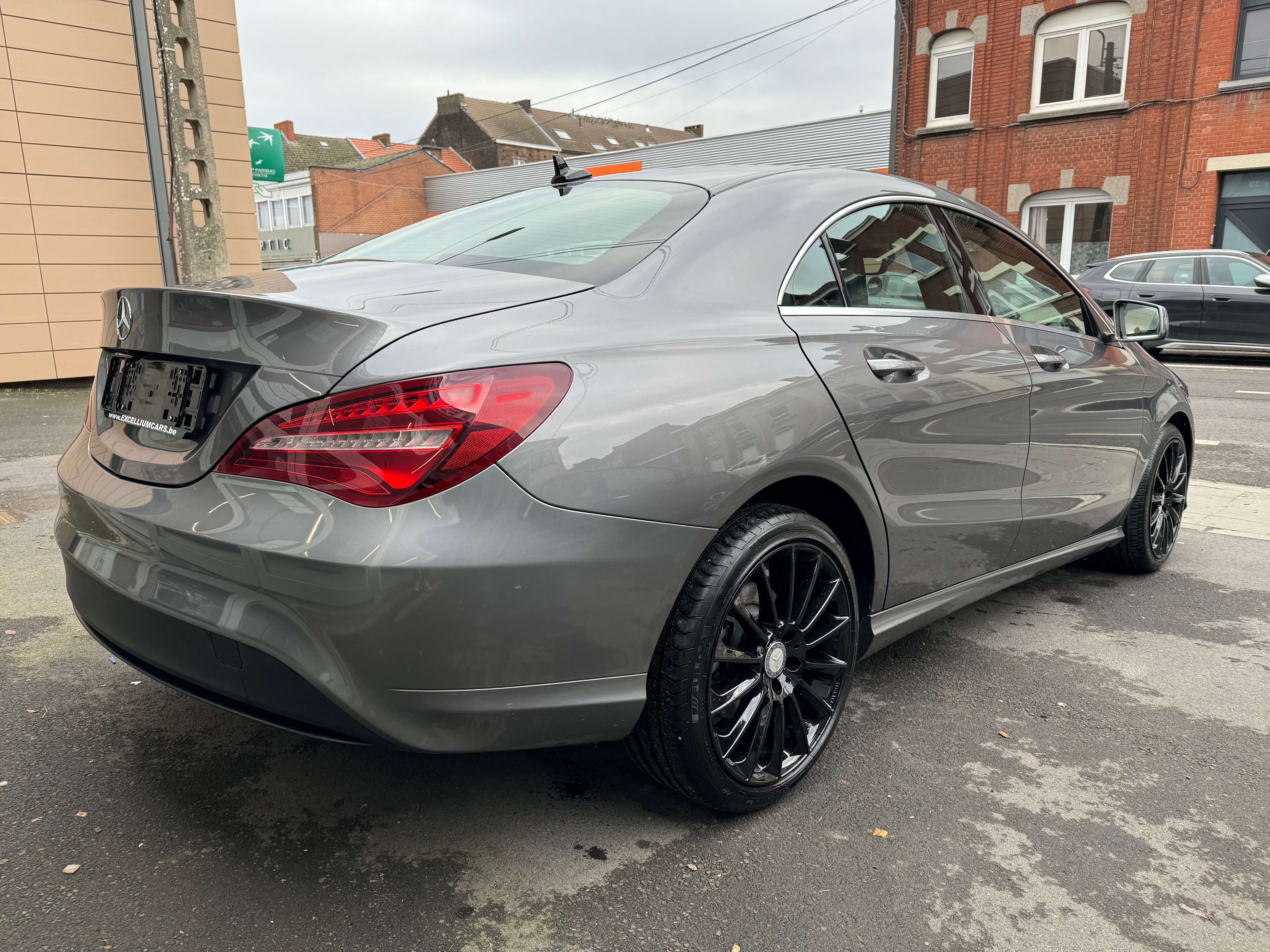 Mercedes-Benz CLA 180 d Pack- Sport Gps Camera Cuir Led Jante Euro6b