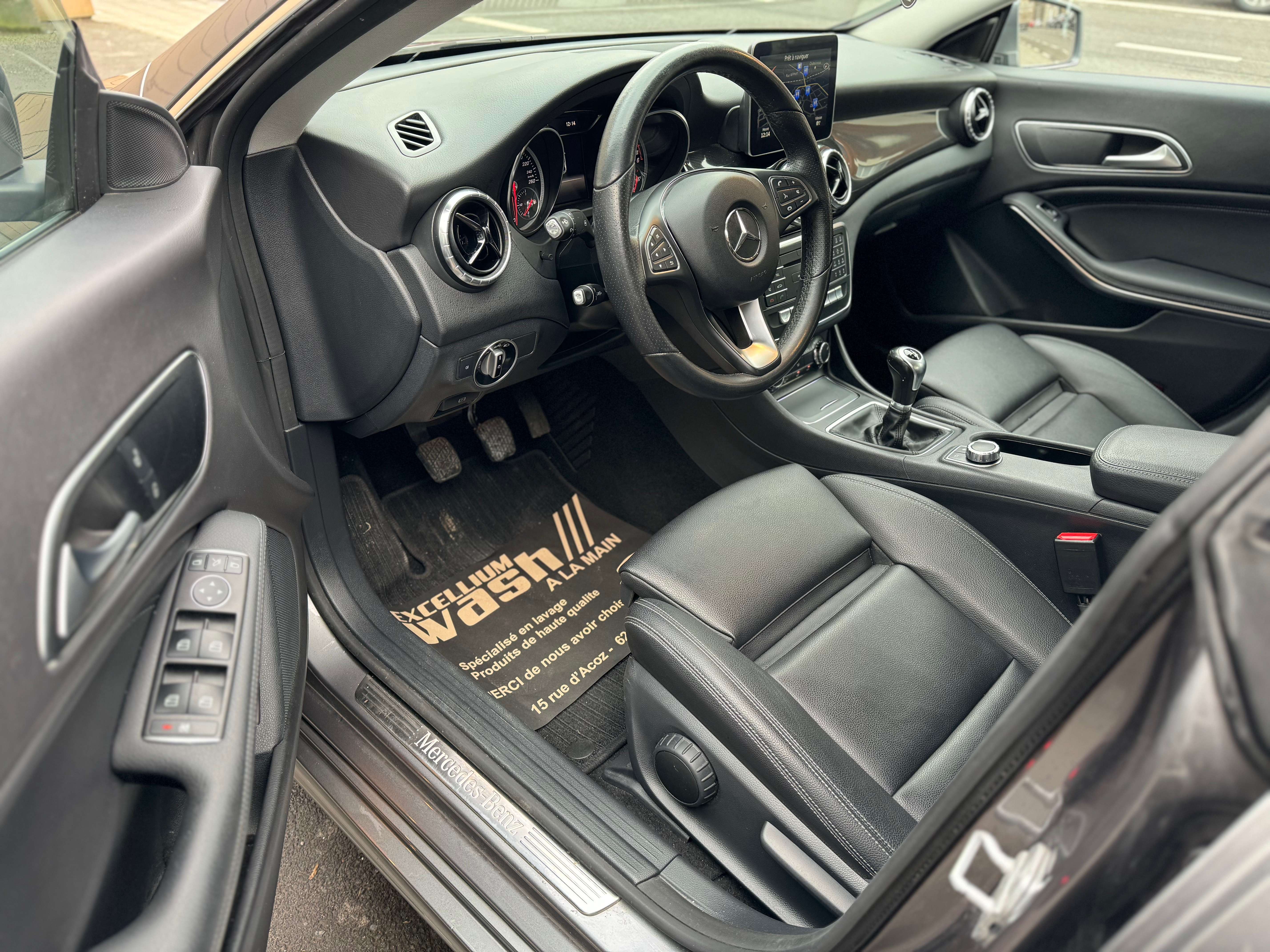 Mercedes-Benz CLA 180 d Pack- Sport Gps Camera Cuir Led Jante Euro6b