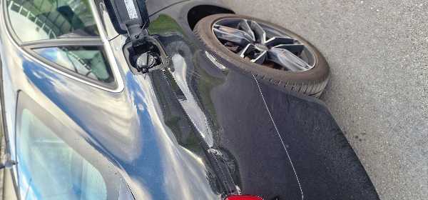 Audi A4 IV (2) 2.0 TDI 136 DPF