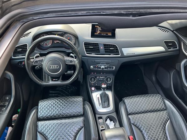 Audi RS Q3 Audi RS Q3 quatro 2L TFSI 340cv toutes options
