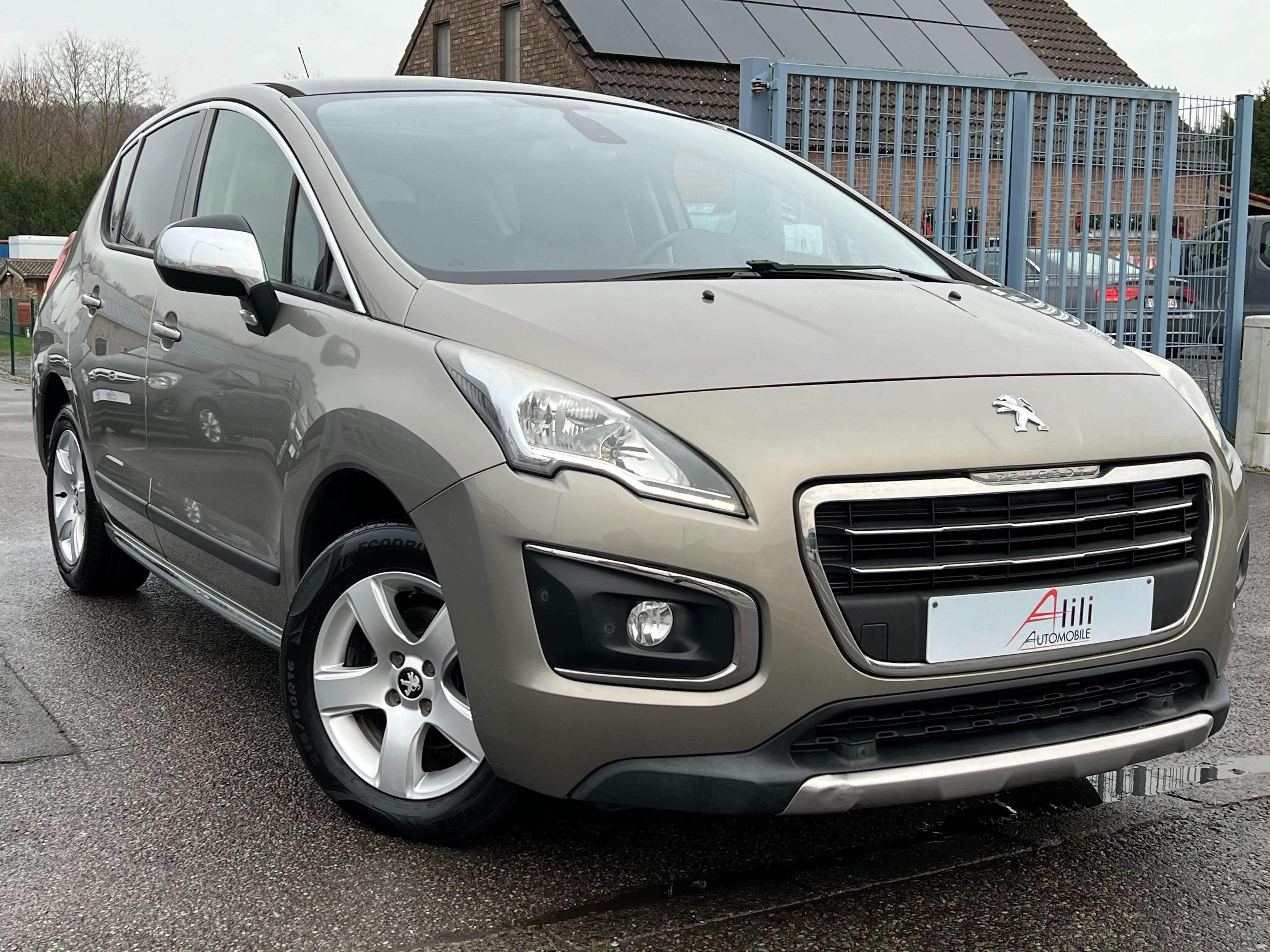 Peugeot 3008 1.6 HDi*Allure*Boite-Auto-Toit-Pano*Garantie12Mois