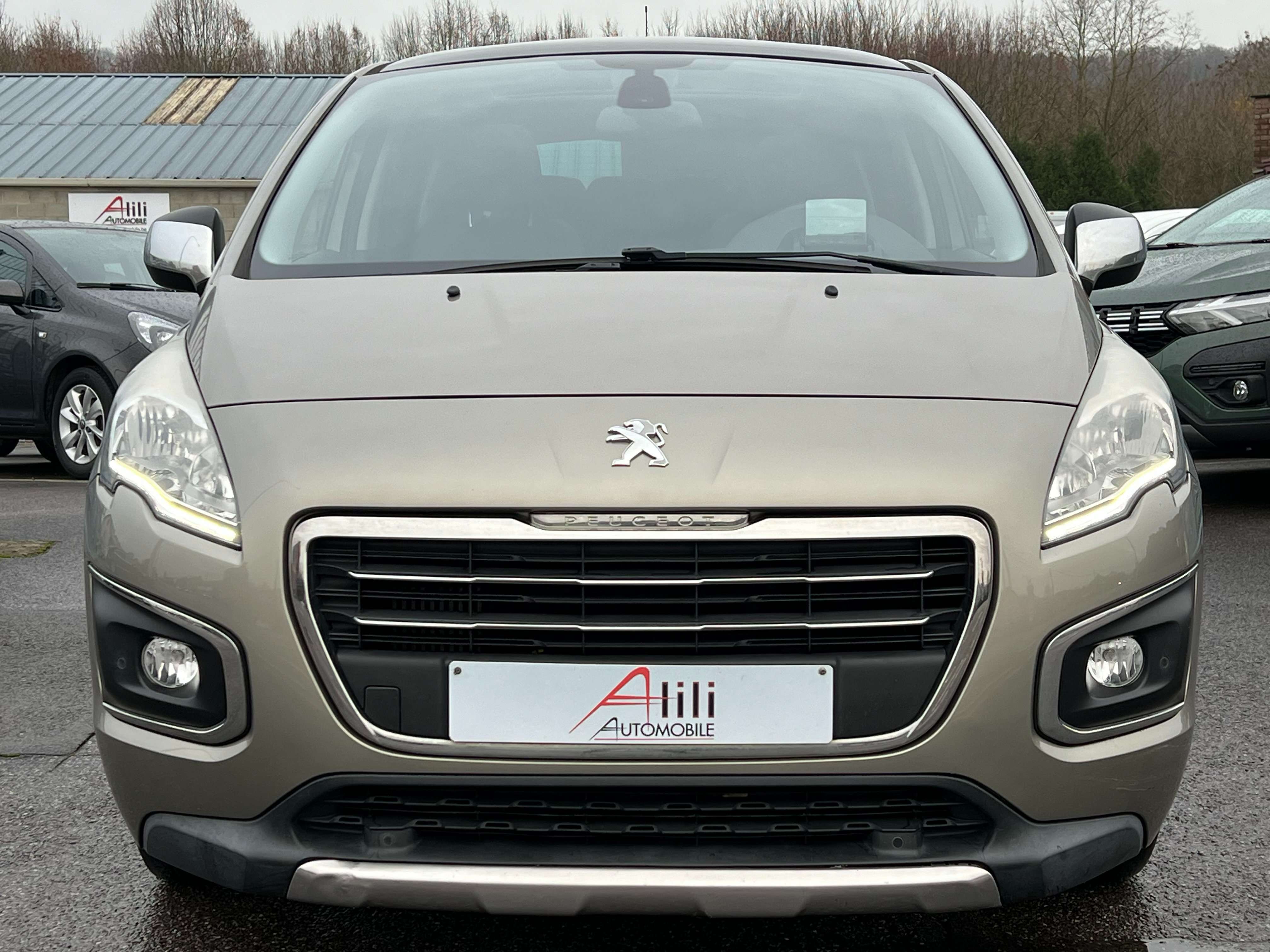 Peugeot 3008 1.6 HDi*Allure*Boite-Auto-Toit-Pano*Garantie12Mois