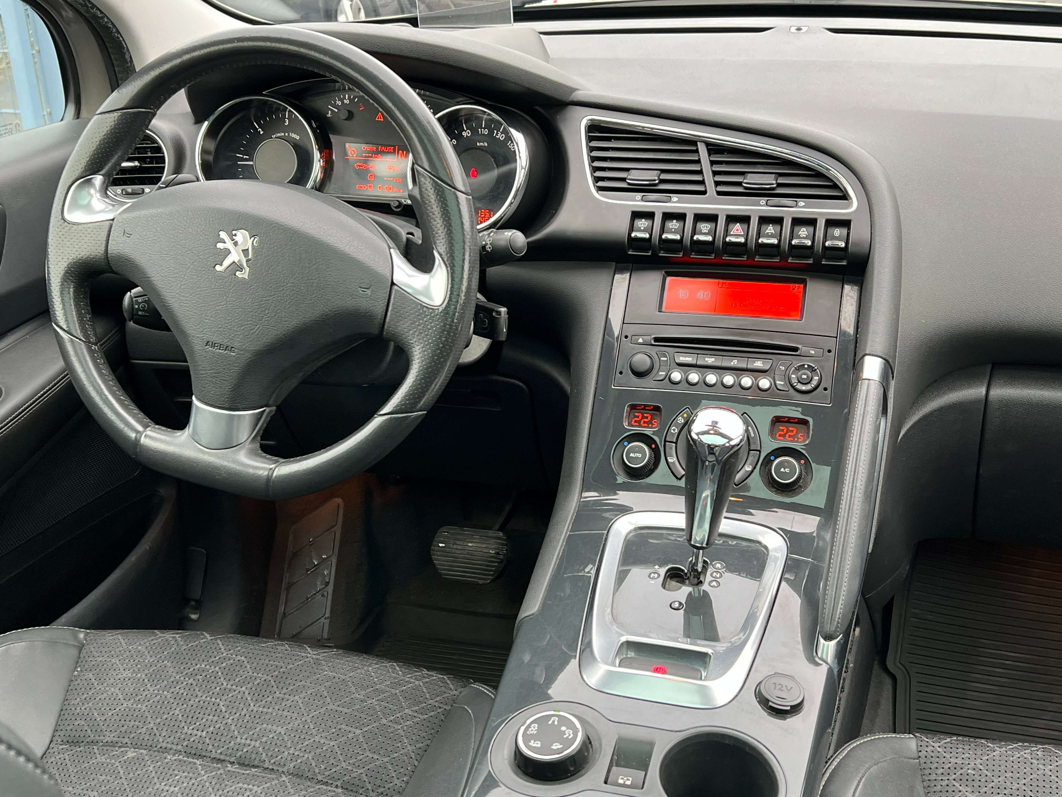 Peugeot 3008 1.6 HDi*Allure*Boite-Auto-Toit-Pano*Garantie12Mois