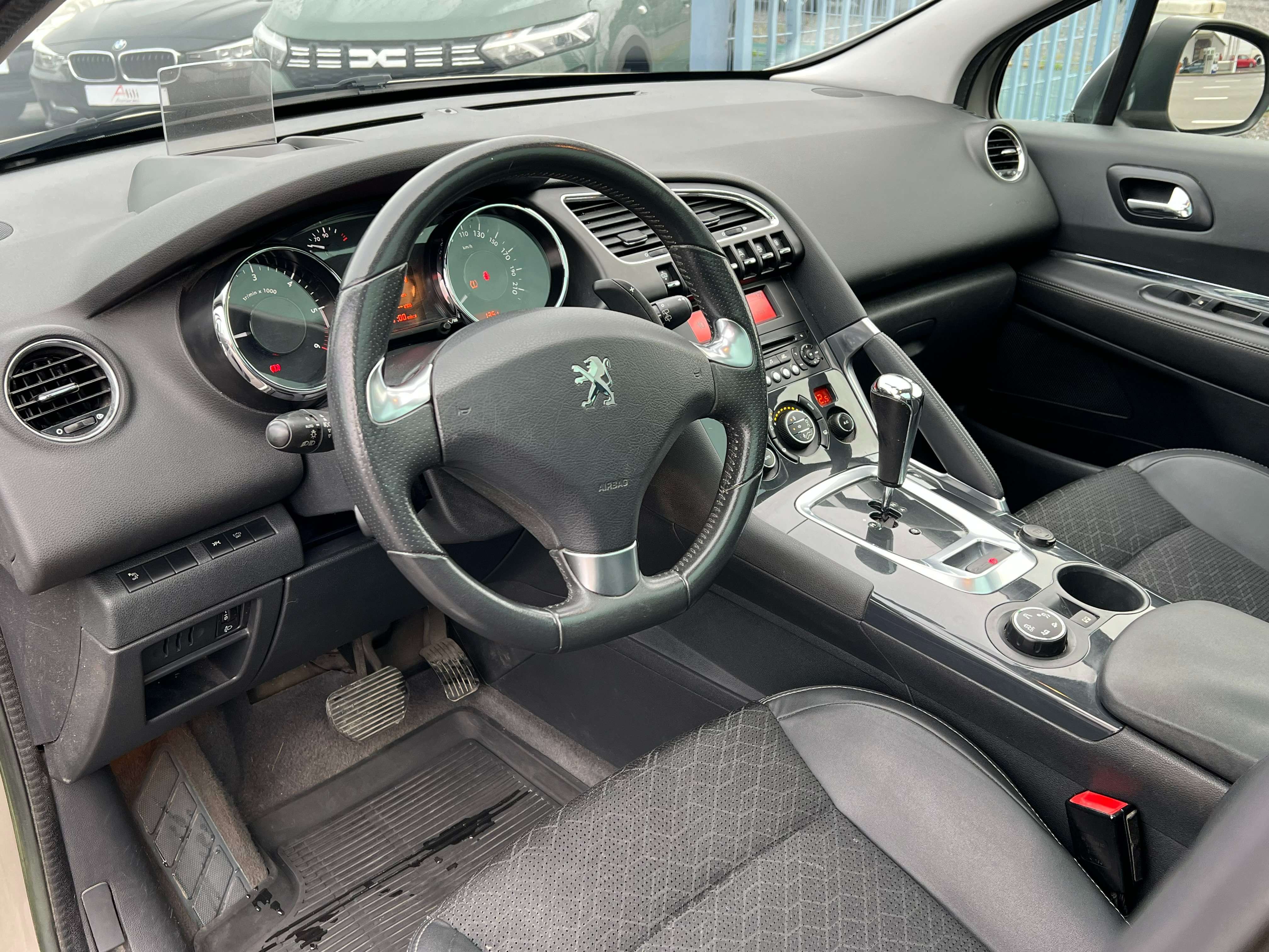 Peugeot 3008 1.6 HDi*Allure*Boite-Auto-Toit-Pano*Garantie12Mois