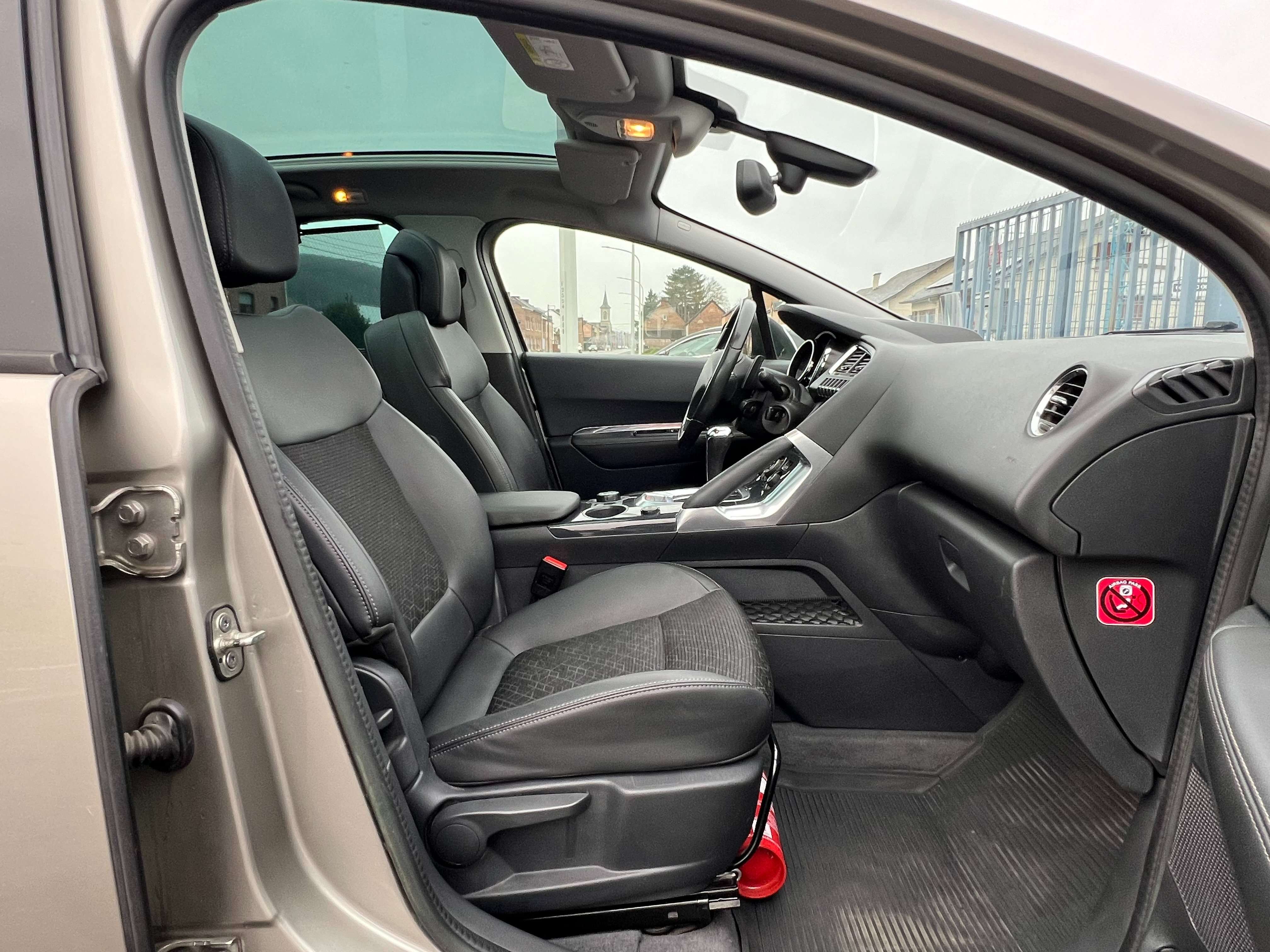 Peugeot 3008 1.6 HDi*Allure*Boite-Auto-Toit-Pano*Garantie12Mois