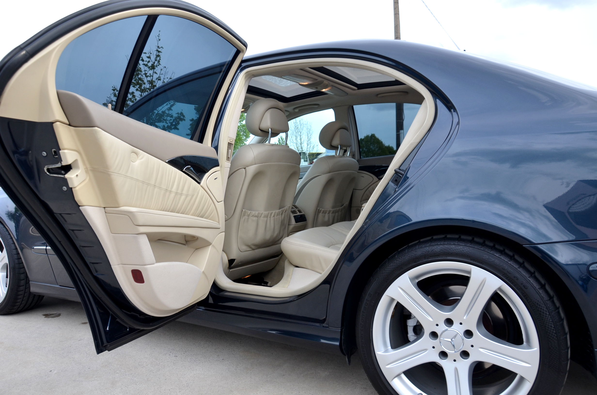 Mercedes-Benz Classe E 270 CDI Avantgarde Extra VOLL _ VENDU ✅