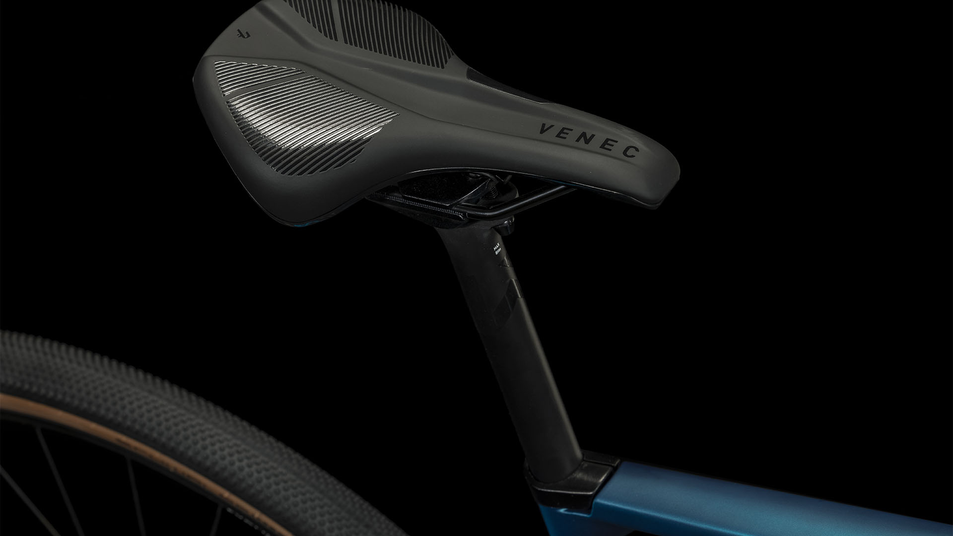 Cube Nuroad C 62 Race Frozenteal N Black