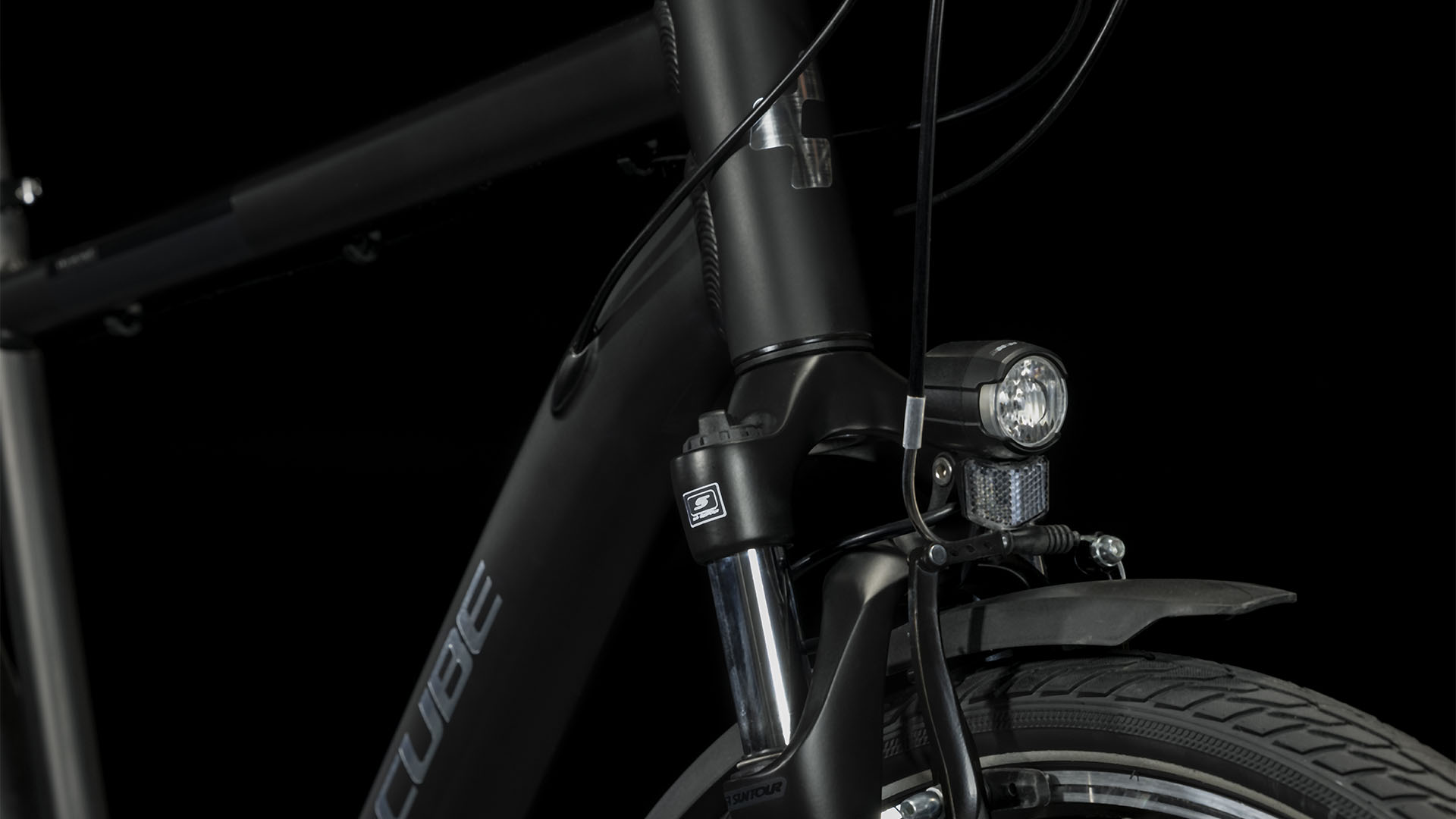 Cube Touring Black N Metal