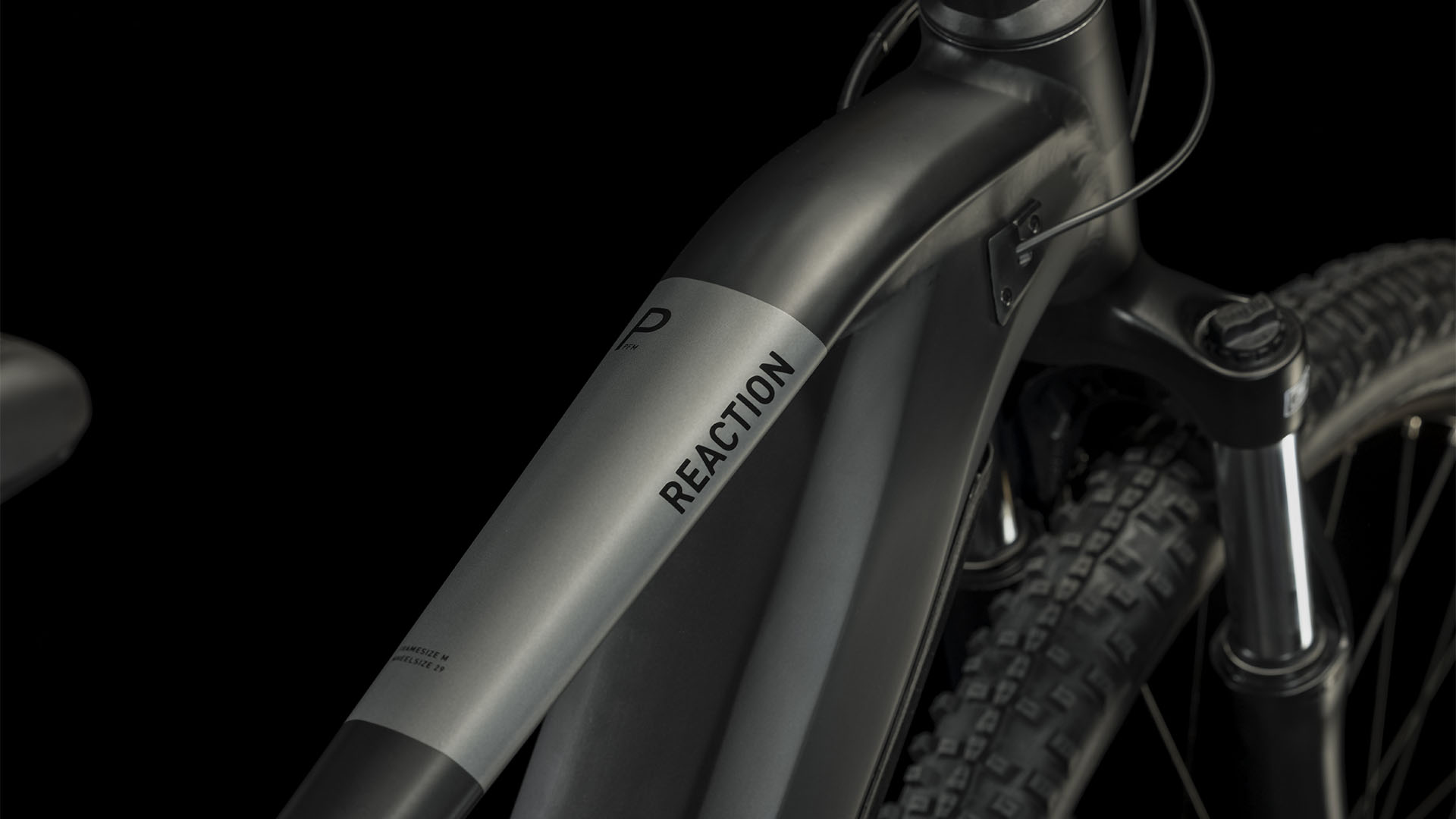 Cube Reaction Hybrid Performance 625 Black N Grey