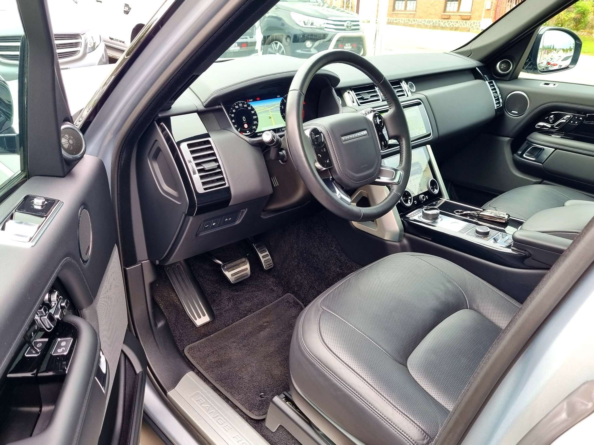 Land Rover Range Rover P400e PHEV SV / FULL OPTION /