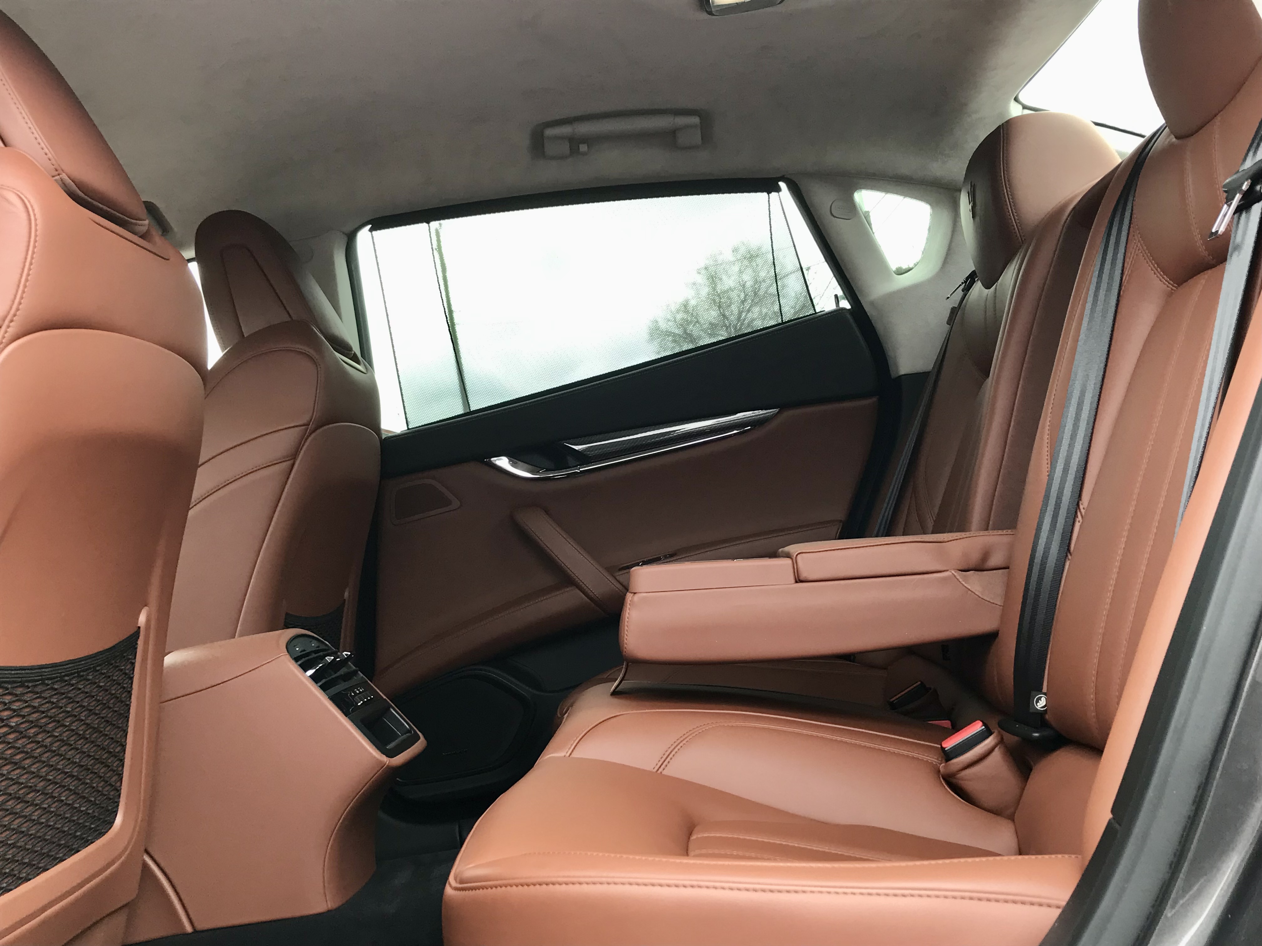 Maserati Quattroporte 3.0 V6 TURBO DIESEL -/ GRANSPORT /-