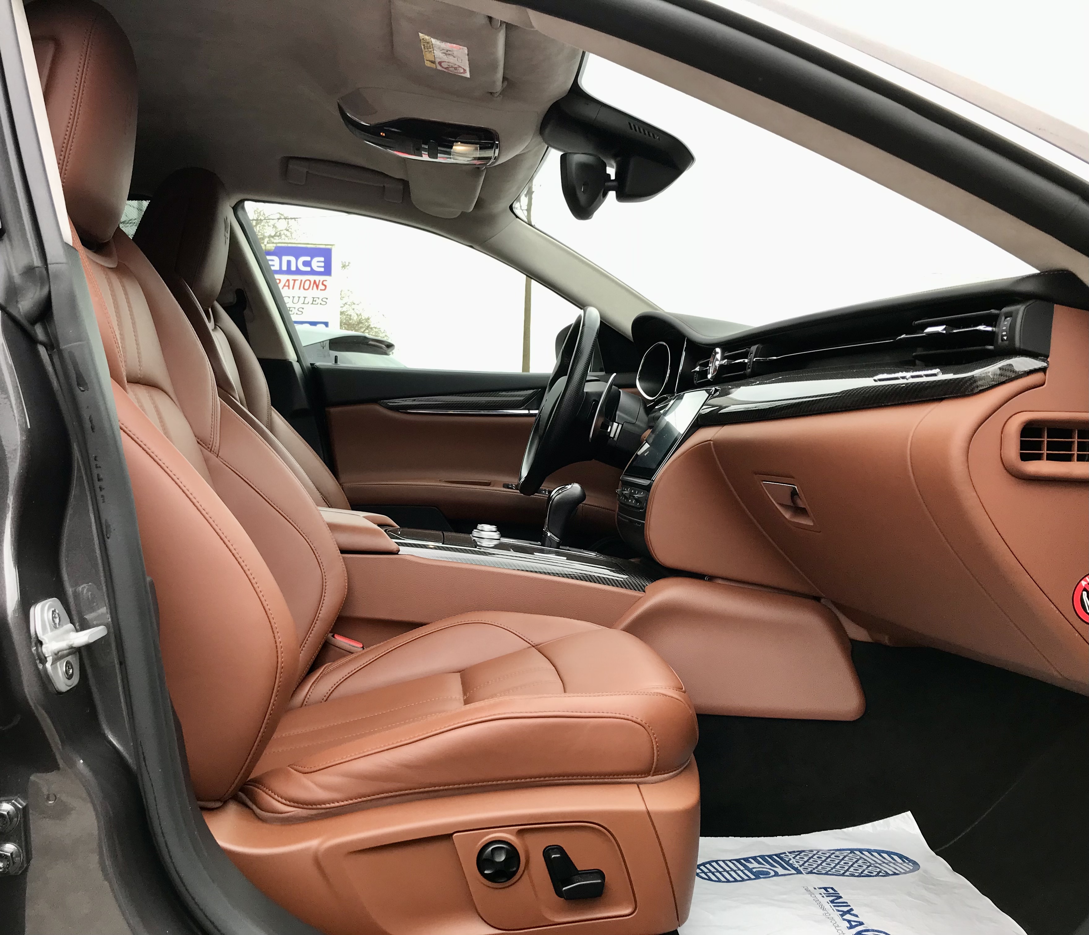 Maserati Quattroporte 3.0 V6 TURBO DIESEL -/ GRANSPORT /-
