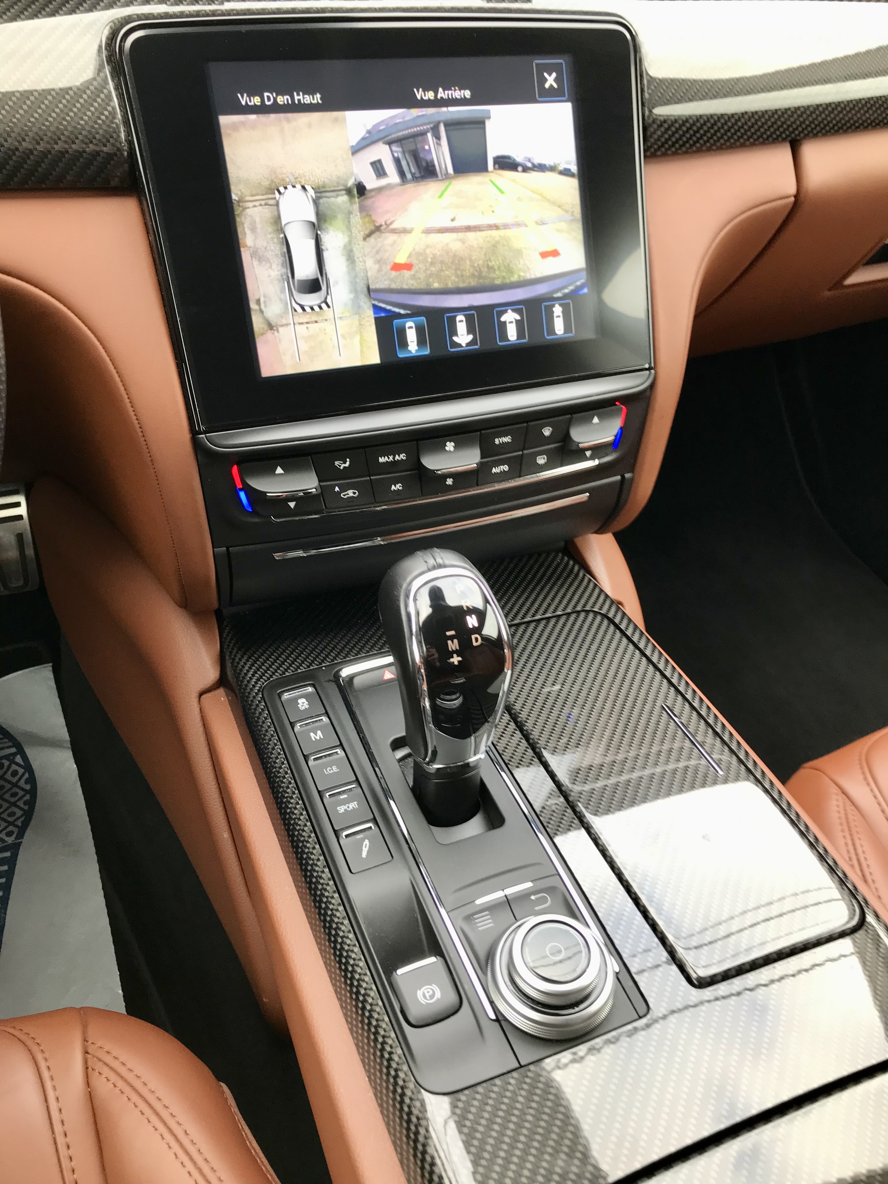 Maserati Quattroporte 3.0 V6 TURBO DIESEL -/ GRANSPORT /-