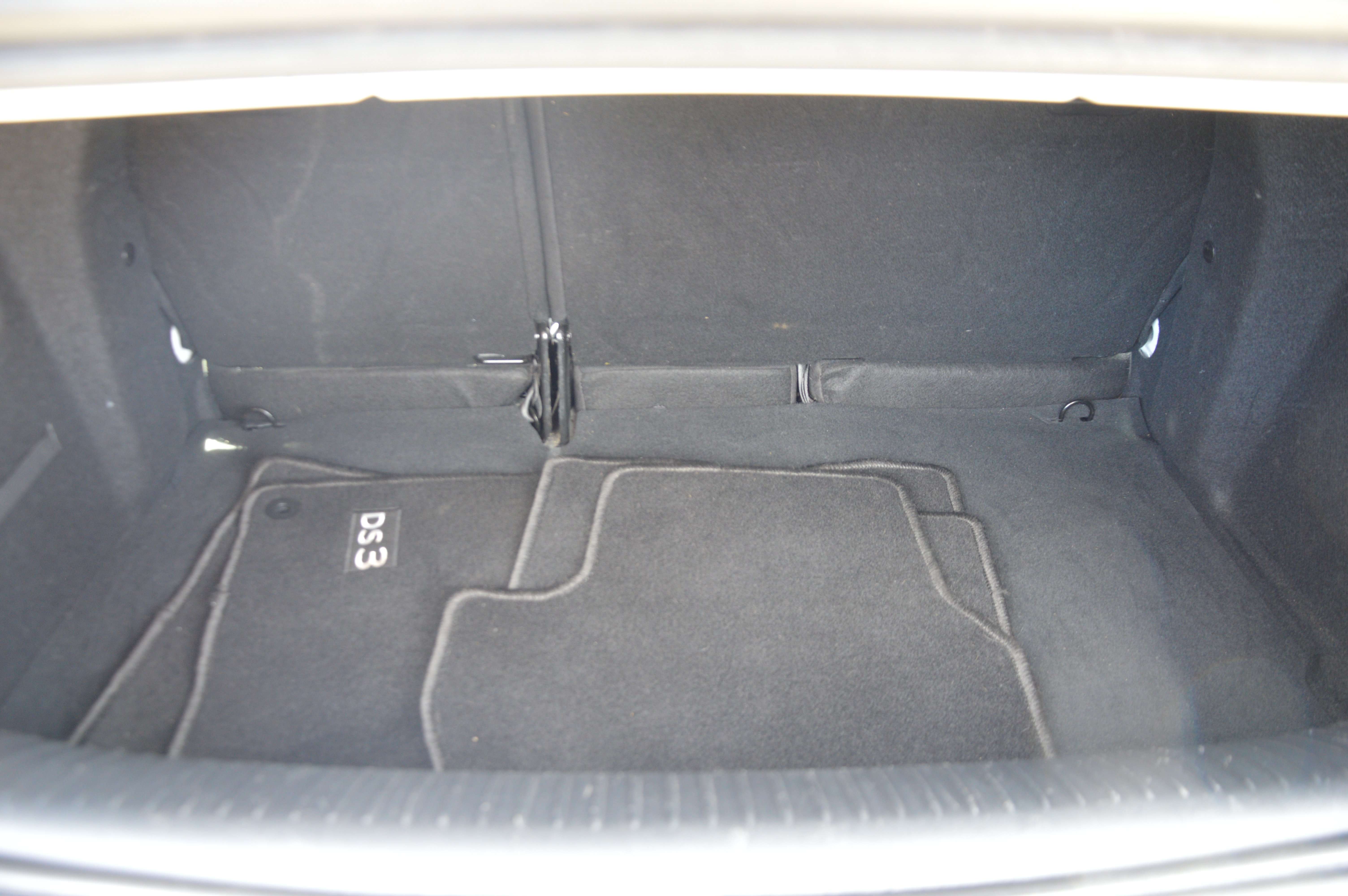 Citroen DS3 1.2i PureTech So Chic NEUF NAV SENS AV/AR 76.714KM