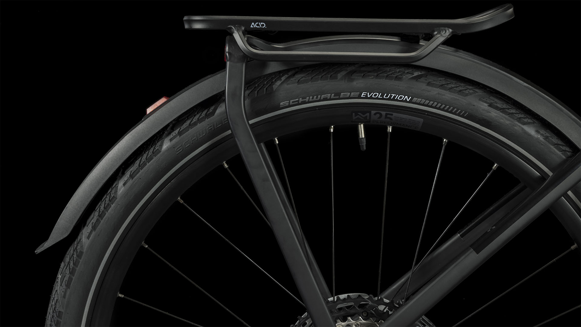 Cube Kathmandu Hybrid Slt 750 Black N Metal