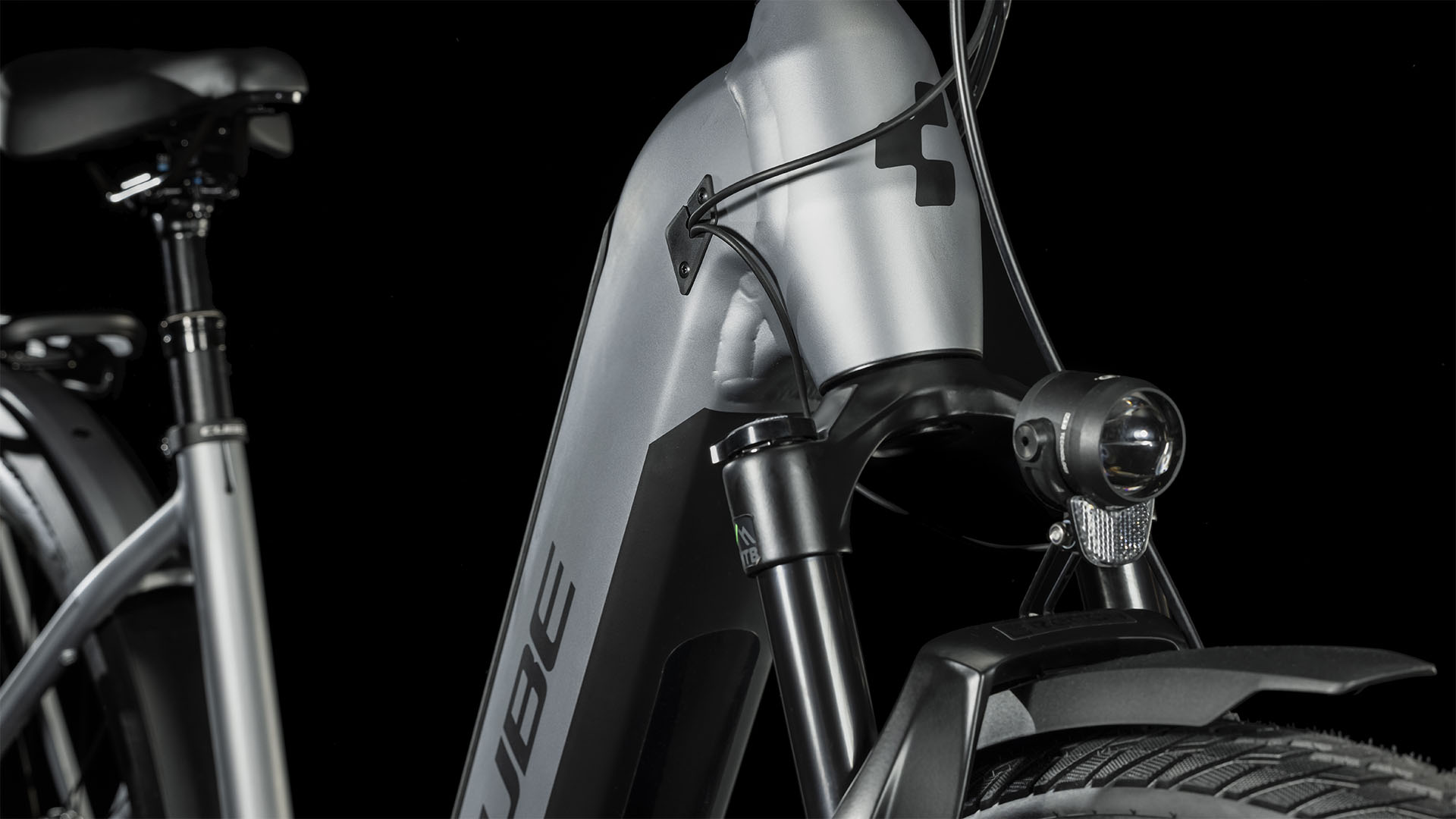 Cube Kathmandu Hybrid Slx 750 Polarsilver N Black