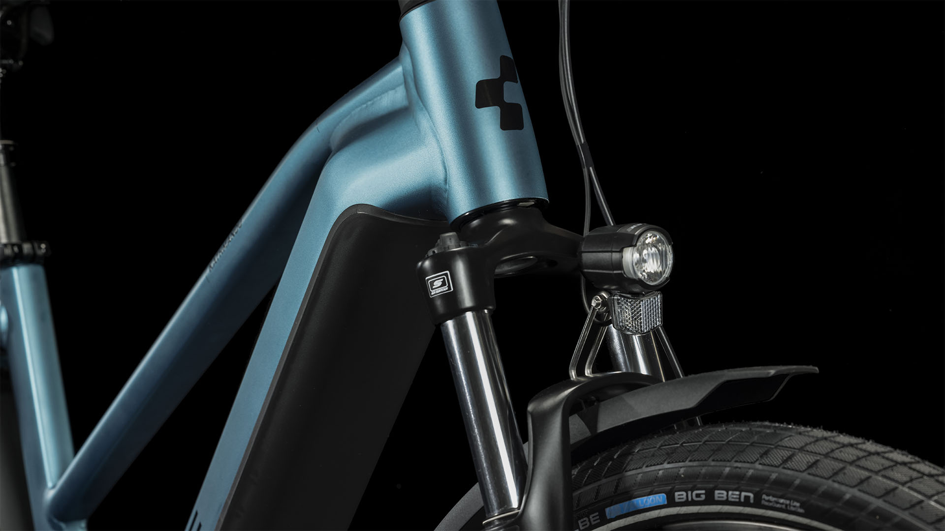 Cube Kathmandu Hybrid One 625 Blue N Black
