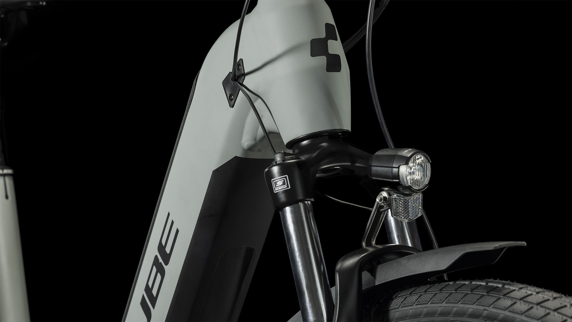 Cube Kathmandu Hybrid One 625 Swampgrey N Black