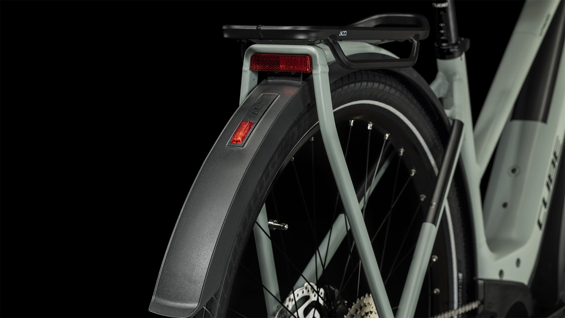 Cube Kathmandu Hybrid One 625 Swampgrey N Black