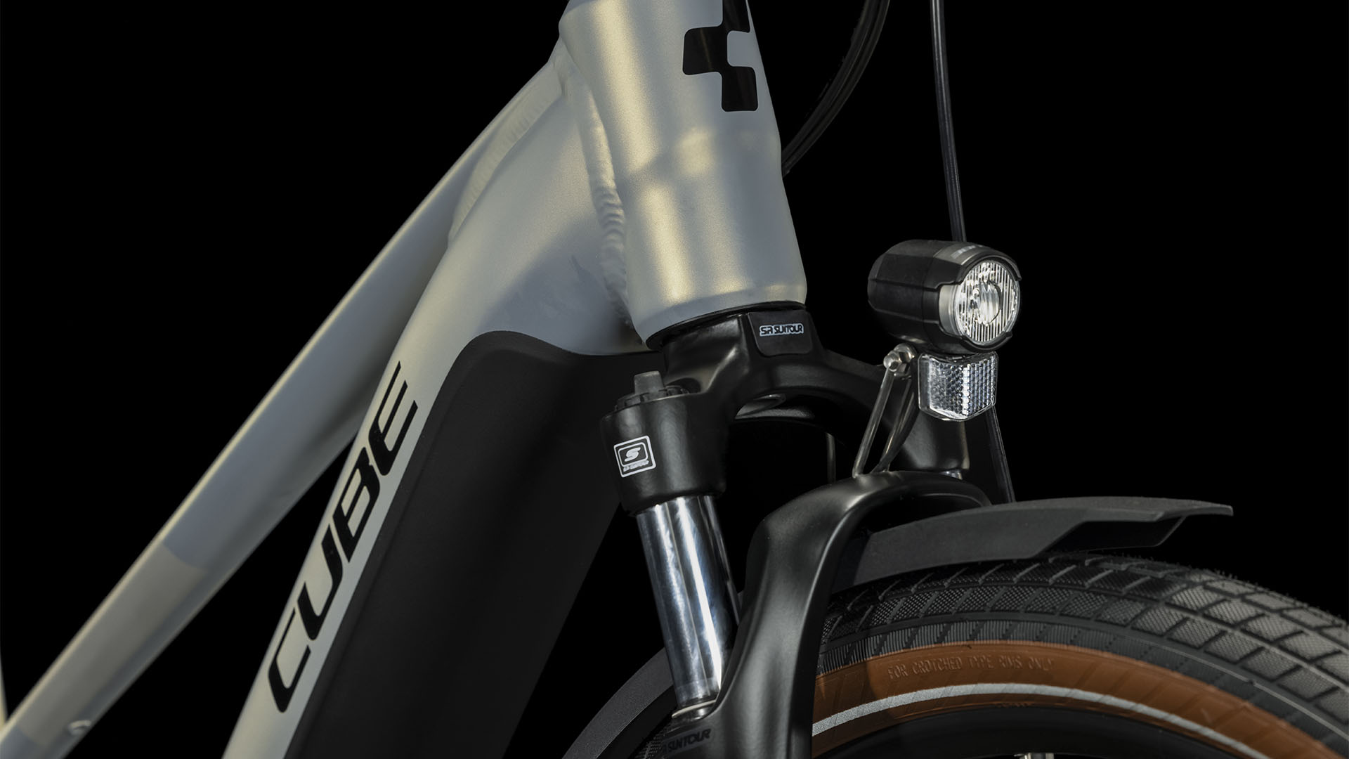 Cube Touring Hybrid Pro 625 Pearlysilver N Black
