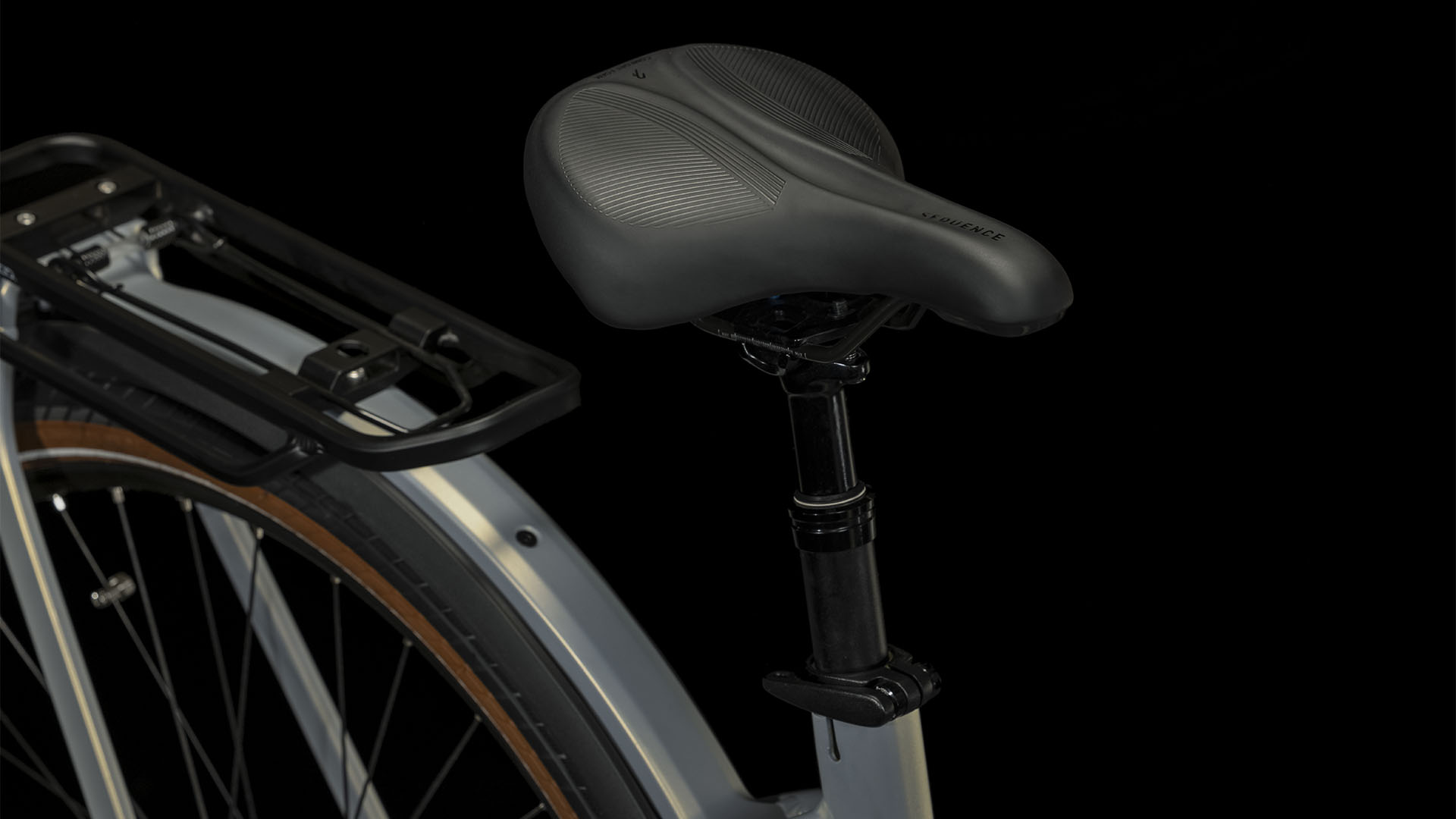 Cube Touring Hybrid Pro 625 Pearlysilver N Black