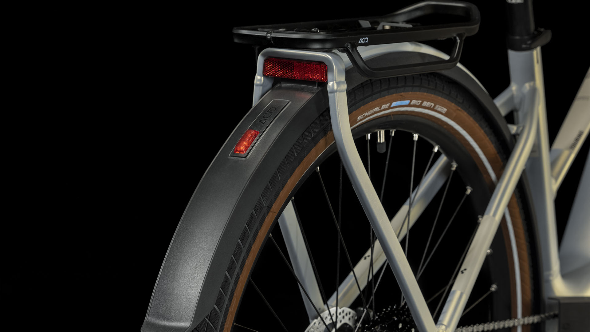 Cube Touring Hybrid Pro 625 Pearlysilver N Black