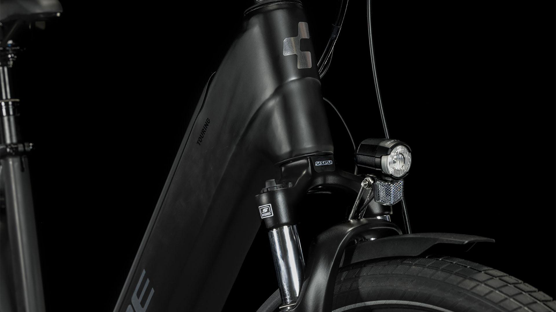 Cube Touring Hybrid Pro 625 Black N Metal