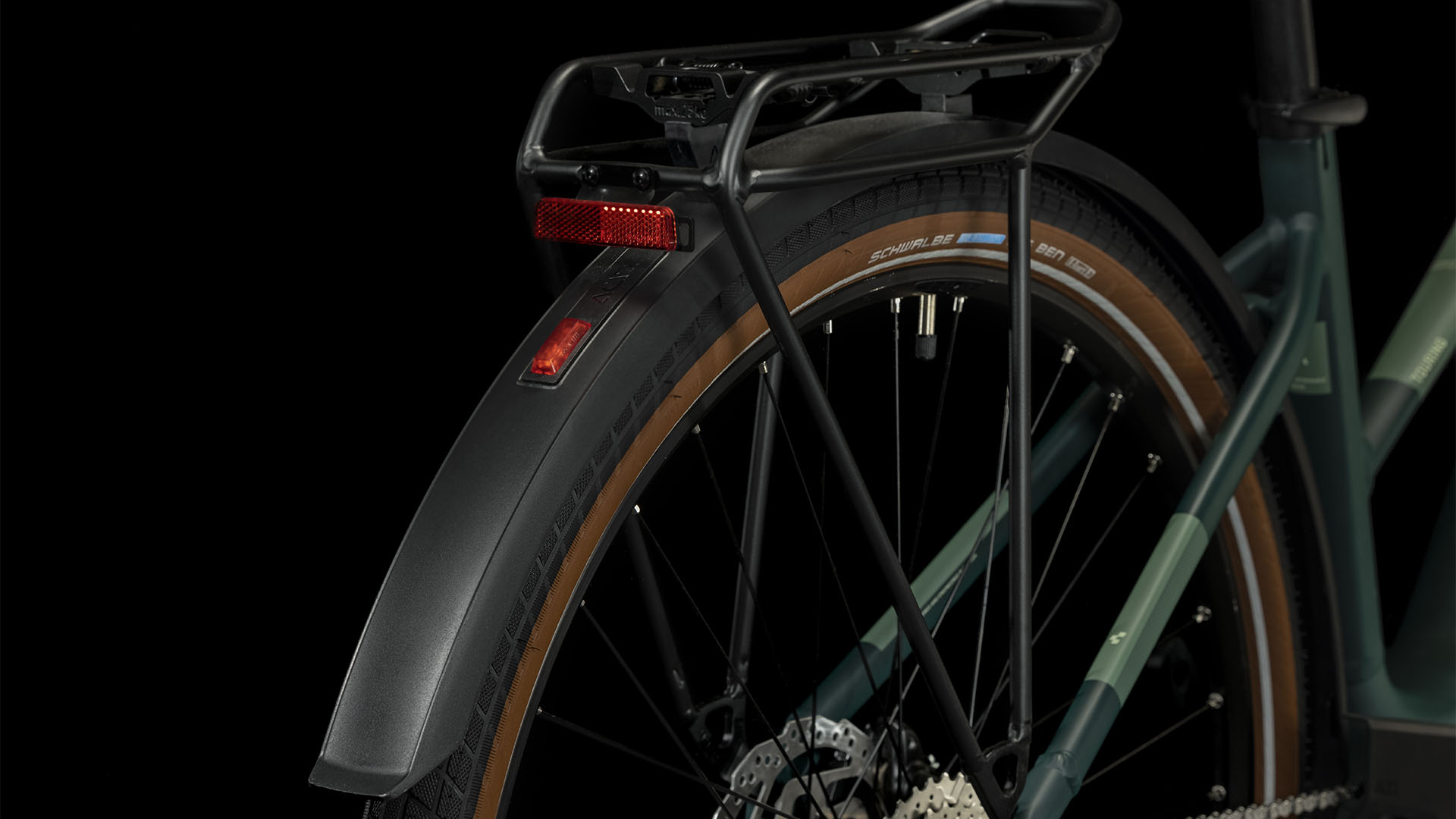 Cube Touring Hybrid One 625 Darkgreen N Green