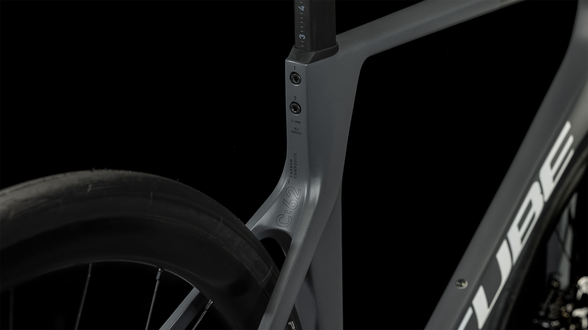 Cube Agree C 62 Grey N Black
