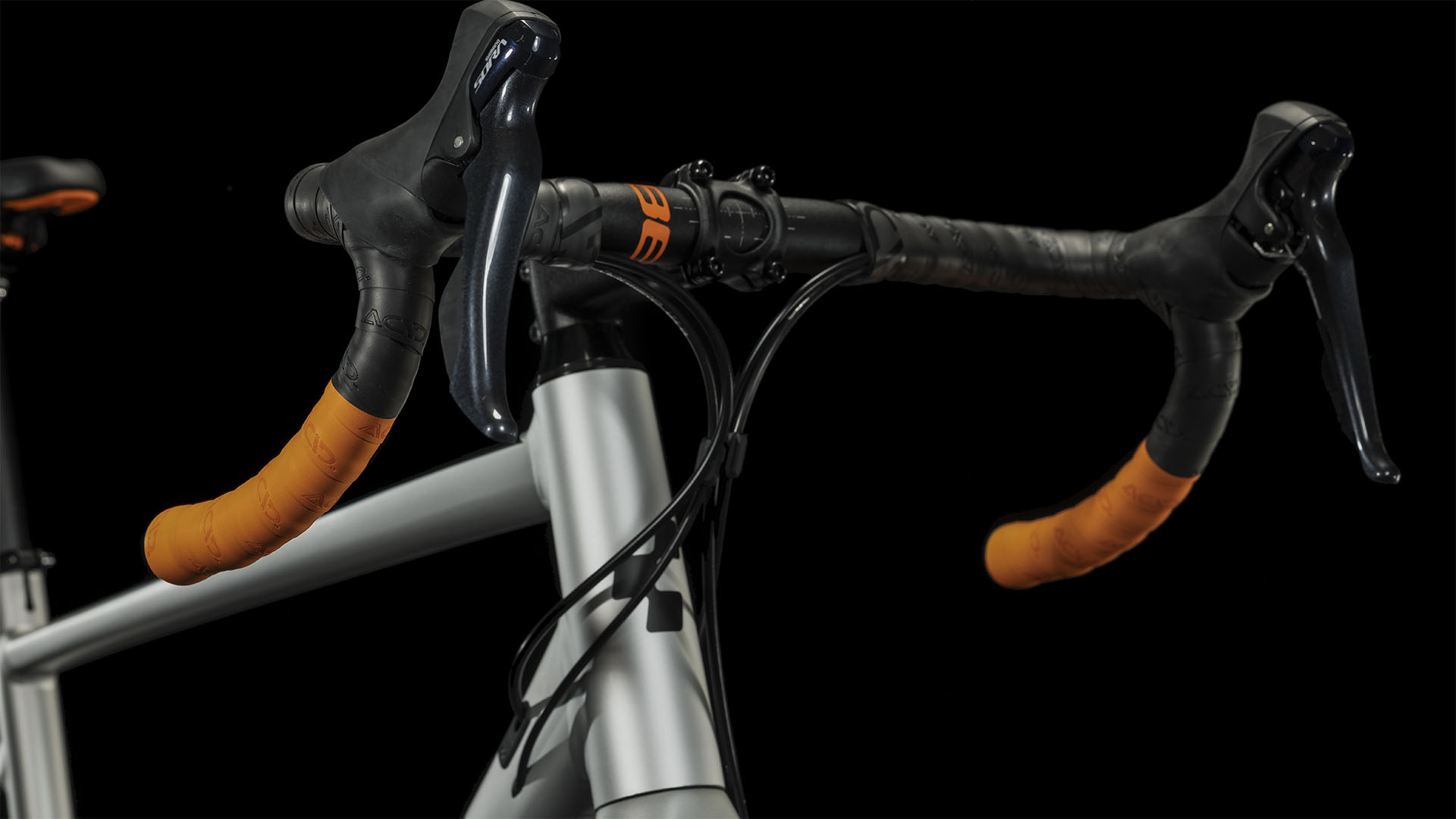 Cube Attain Pro Silver N Orange