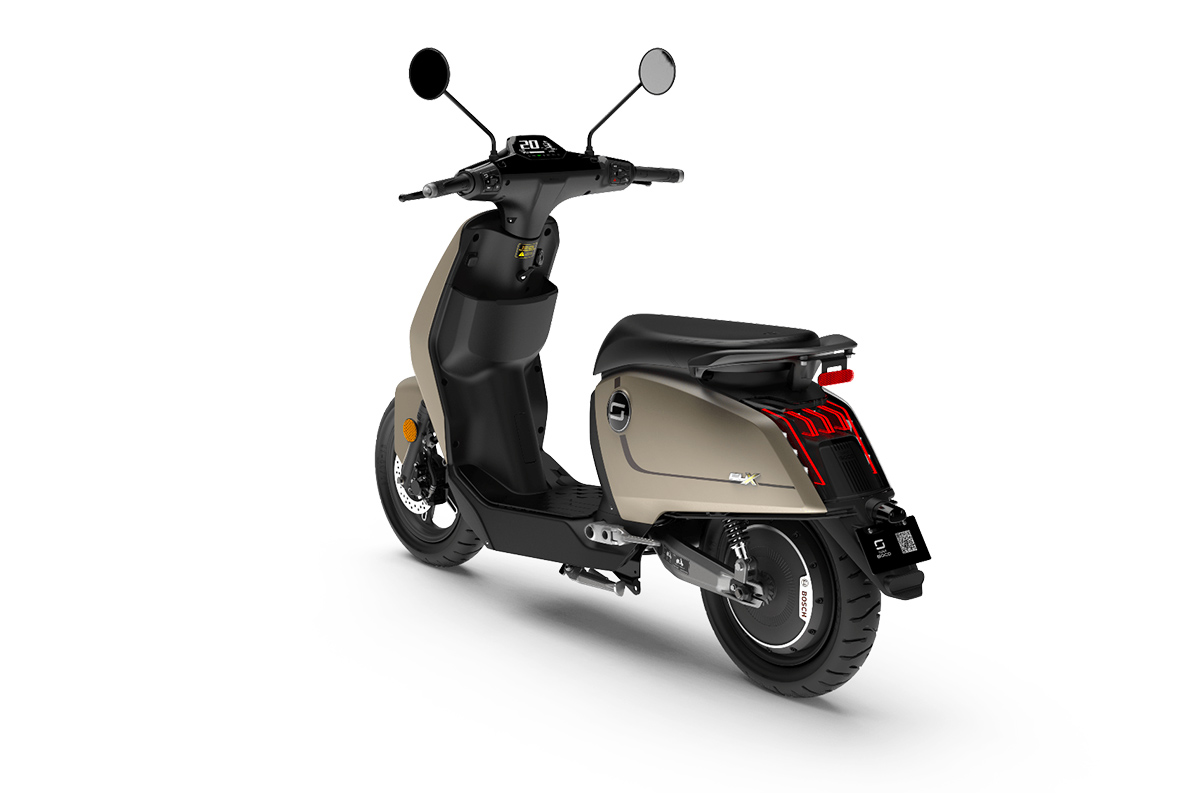 Super soco CUx (45Km/h)