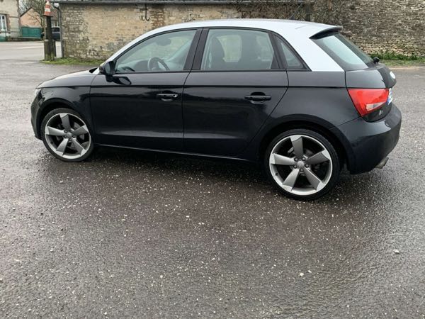Audi A1 SPORTBACK 1.4 TFSI 122 AMBITION LUXE S TRONIC