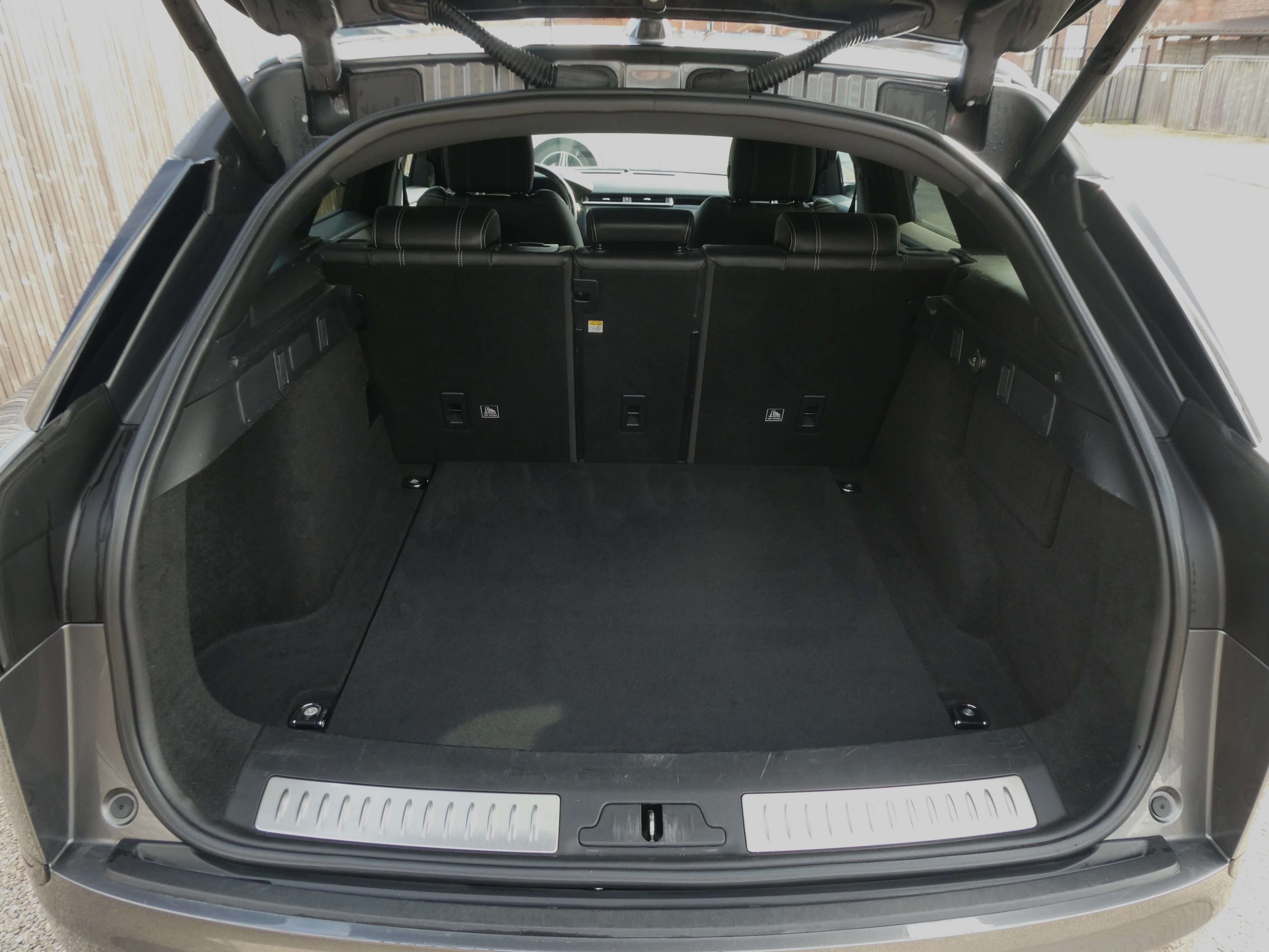 Land Rover Range Rover Velar 2.0 TD4 S PROBLEM(E) ENGINE/MOTEUR