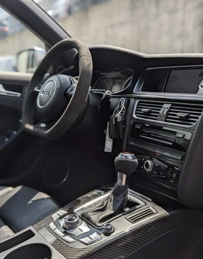 Audi RS4 QUATTRO FSI 450 CV